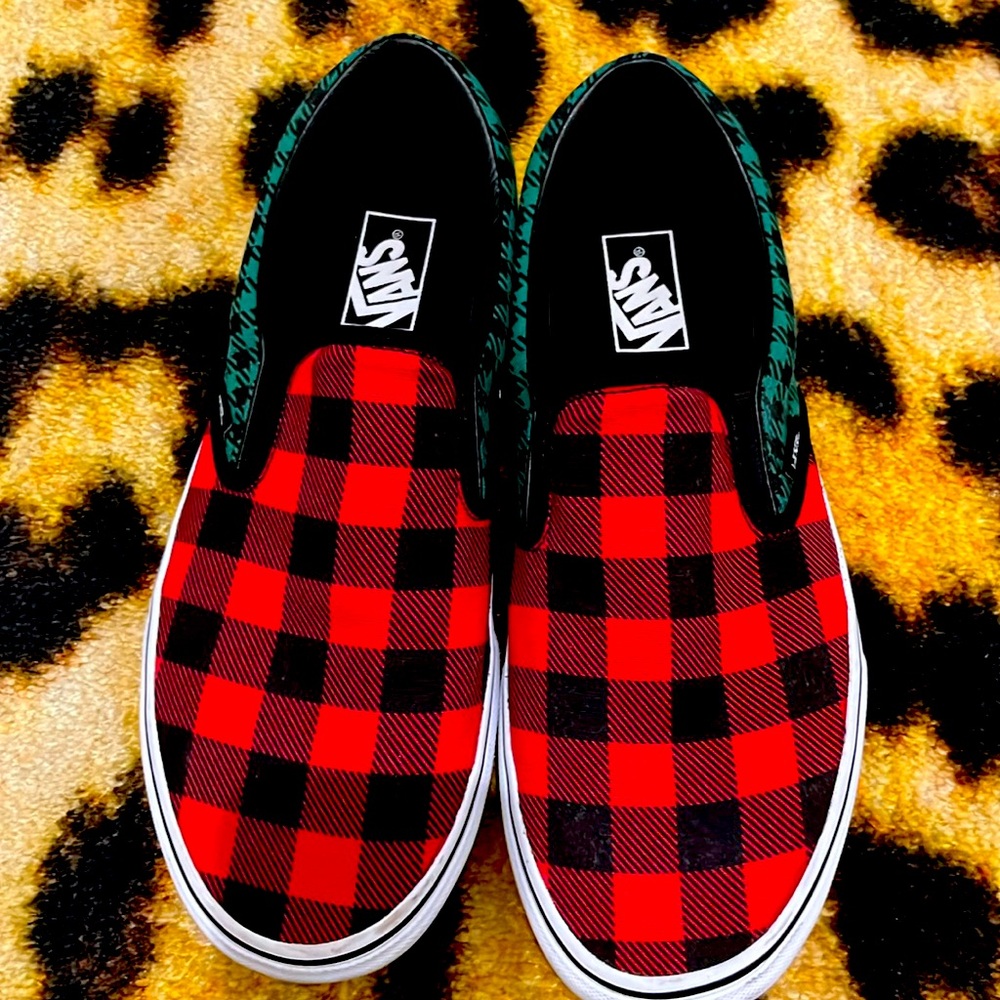 VANS Buffalo Check Red Green Blue Slip-On Skate Shoes Men's US 10.5